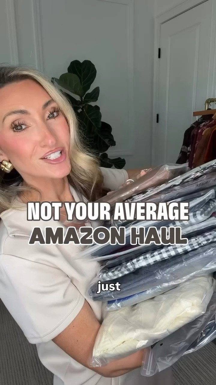 Comment MUST HAVE to shop! Huge Amazon unboxing with casual and dressy looks for fall!
#
sweater dress, elevated outfits, wedding guest dress, formal dress, fall outfits, Thanksgiving outfits, #momof4