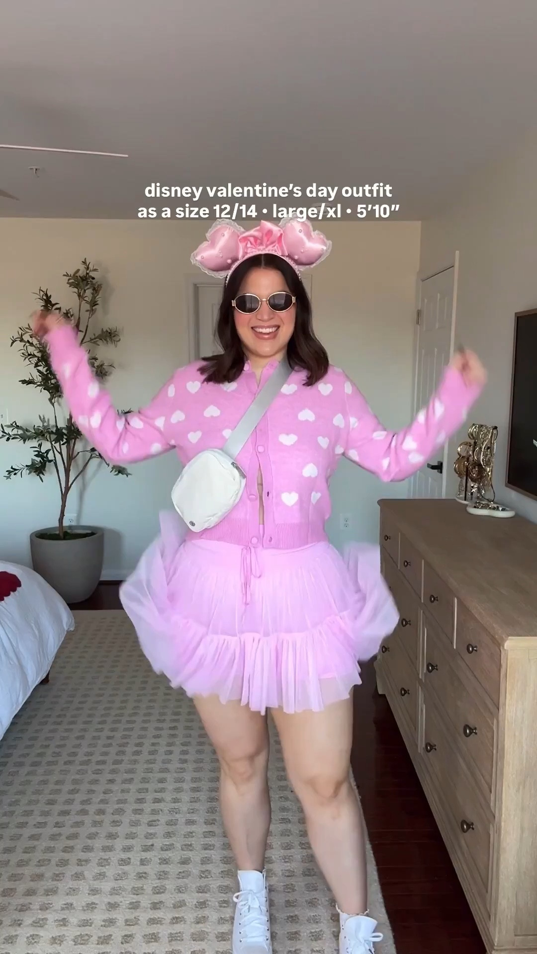 Midsize disney Valentine’s Day outfit! I had a request to share a valentines day look for the Disney parks + I could not love this one more! 💘 do you have any upcoming trips to Disney? I think I may actually have one later this month to visit my parents 🥰 and I know this is coming with me! 

Bralette - size xl *use code KELLYTK20 to save at @truekind
Skort - size xl 
Cardigan - size xl 




#LTKMidsize #LTKValentine #LTKgrwm