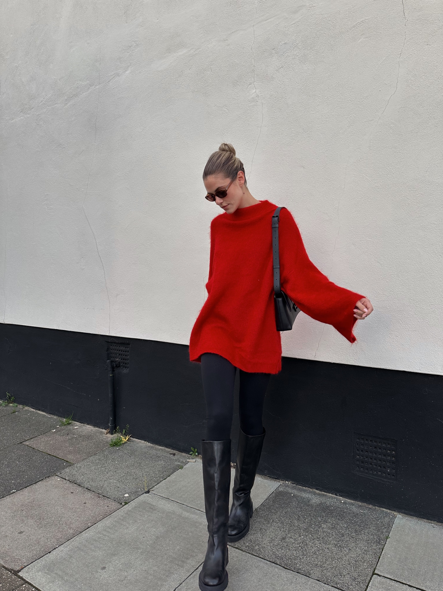 ❤️🌶️ 🍫I’ve had this jumper for about 5 years and every year I can’t wait to get it out and wear it! I’ve linked a few similar ones 💋🌹🍒 (the Charli one I linked I would say is nearly EXACTLY the same!)

#LTKfindsunder100 #LTKstyletip #LTKSeasonal