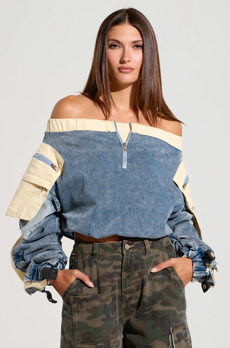 CASSANDRA OFF THE SHOULDER DENIM SCRUNCH TOP | AKIRA