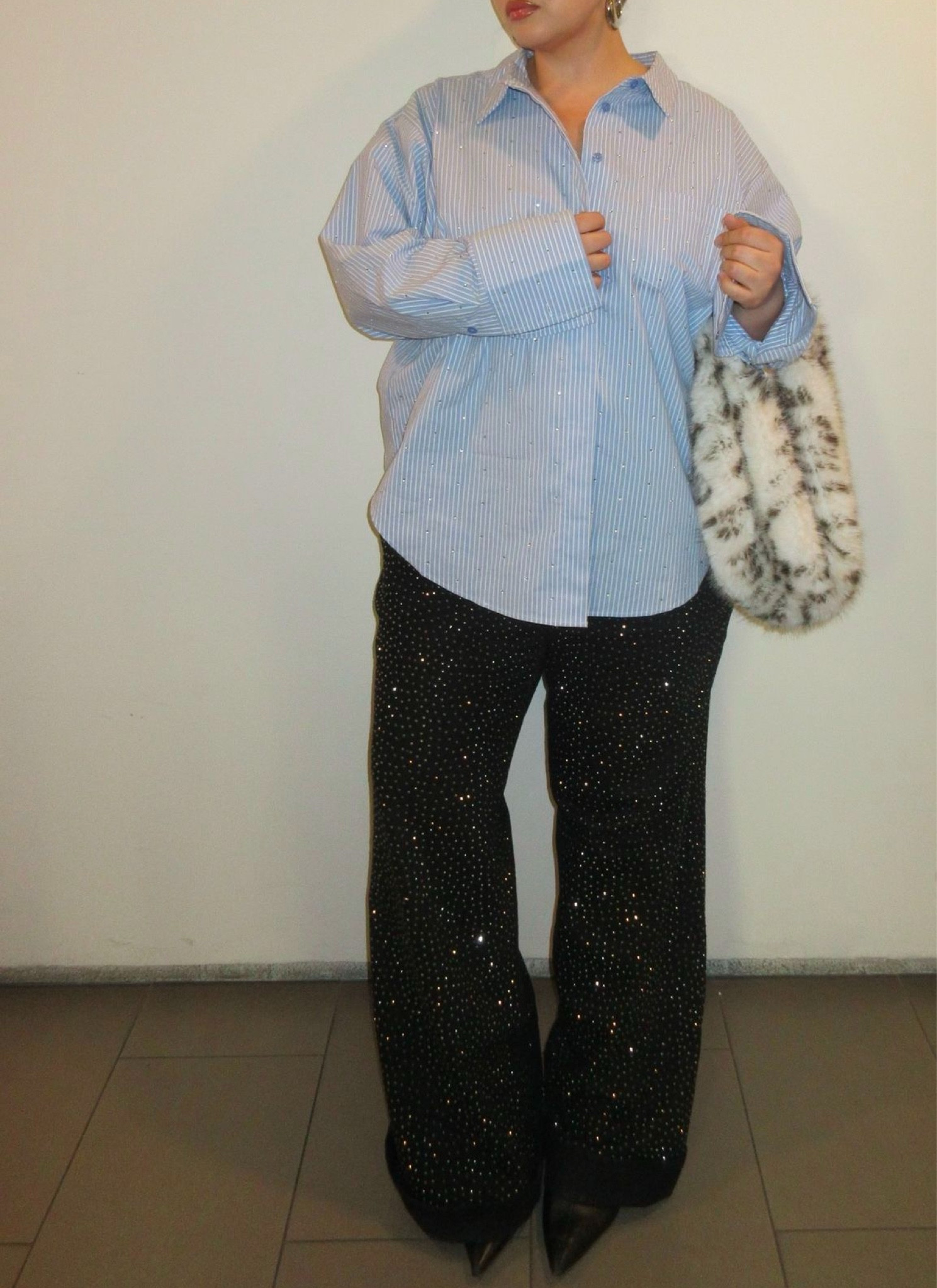 Dinner w/ good american 🥰👖

Jeans, denim, curvy outfit, rhinestones, holiday outfit, NYE outfit, streetwear 

#LTKPlusSize #LTKStyleTip #LTKHoliday