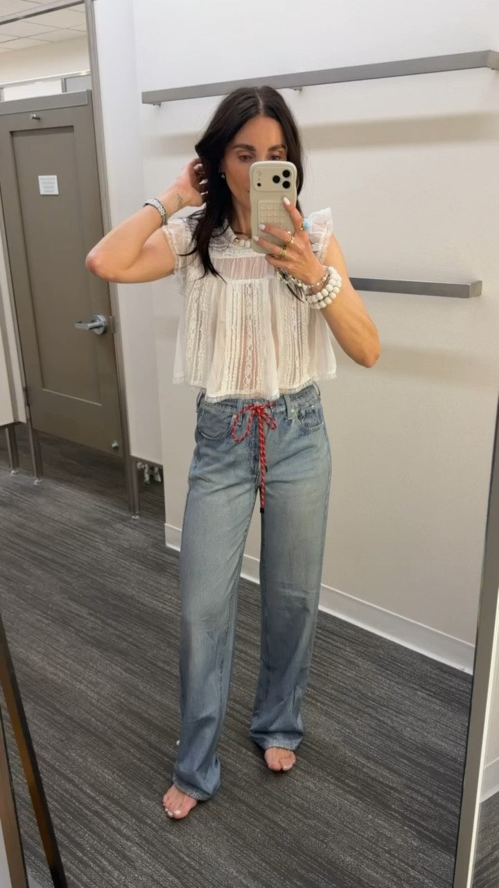 Sweatpant jeans, comfy pants, spring style, annabrstyle

#LTKOver40