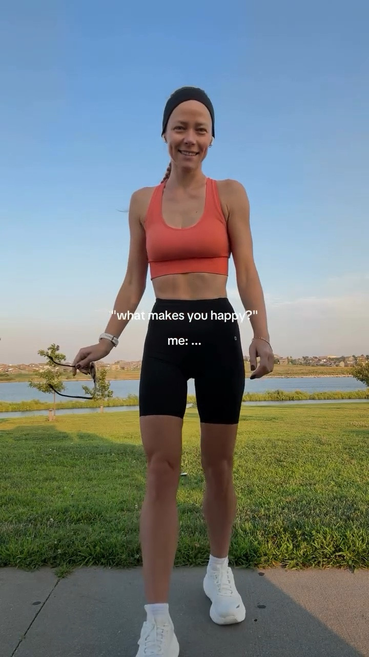 what makes me happy
running

#running #runnersofinstagram #runlife #whatmakesyouhappy