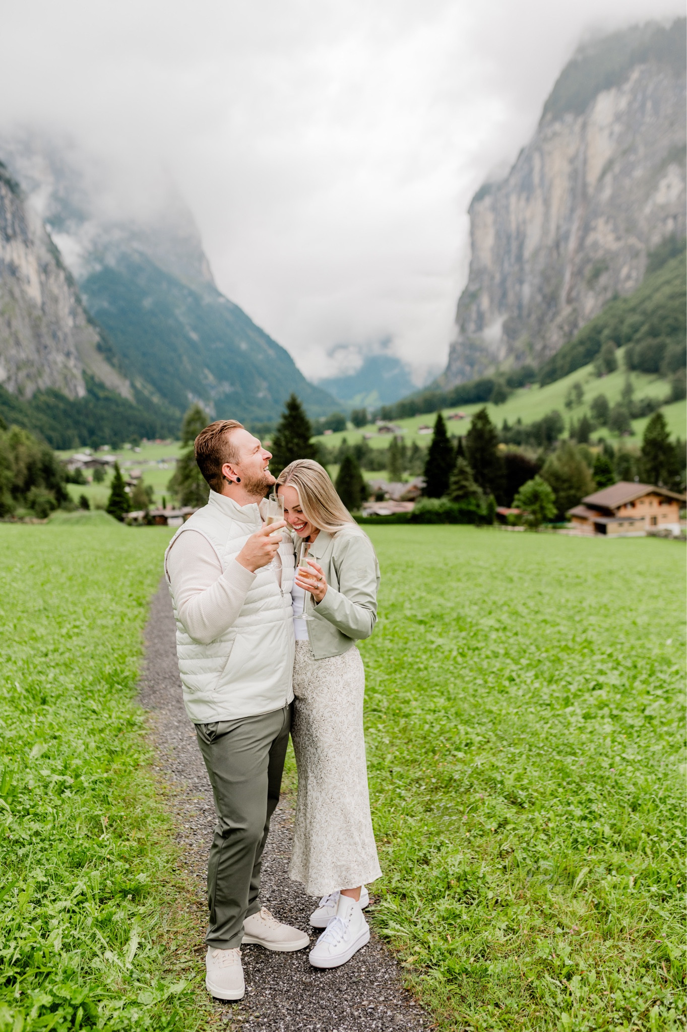 My Alo jacket is on sale for 30% off right now! I sized up to a medium for a slightly looser look. Also the pieces Brandon is wearing are perfect gift ideas for the guys in your life. 

#LTKSeasonal #LTKMens #LTKGiftGuide