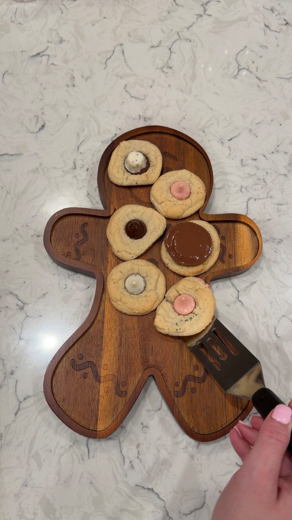 Gingerbread board😍

#LTKSeasonal #LTKfoodie #LTKHoliday