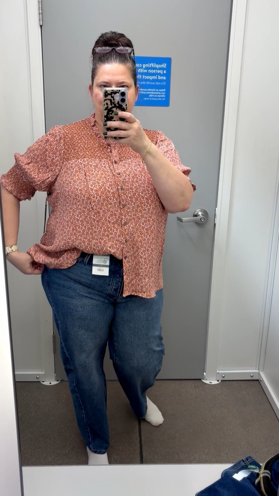 This might be one of my favorite spring outfit combos right now. 🌸

These Terra & Sky plus size barrel jeans are so comfortable with just the right amount of structure, and I paired them with the prettiest smocked spring top that gives the whole outfit a soft feminine feel.

It’s the perfect mix of trendy and easy to wear, which we all know is the goal.

Everything is linked for you on LTK.
Walmart Affiliate/AD/ learn small commission on purchase 
#plussizefashion
#walmartfashionfinds
#springstyleinspo
#curvyoutfitideas
#everydaystyle
#midsizefashion
#springoutfitideas

#LTKgrwm #LTKootd #LTKPlusSize