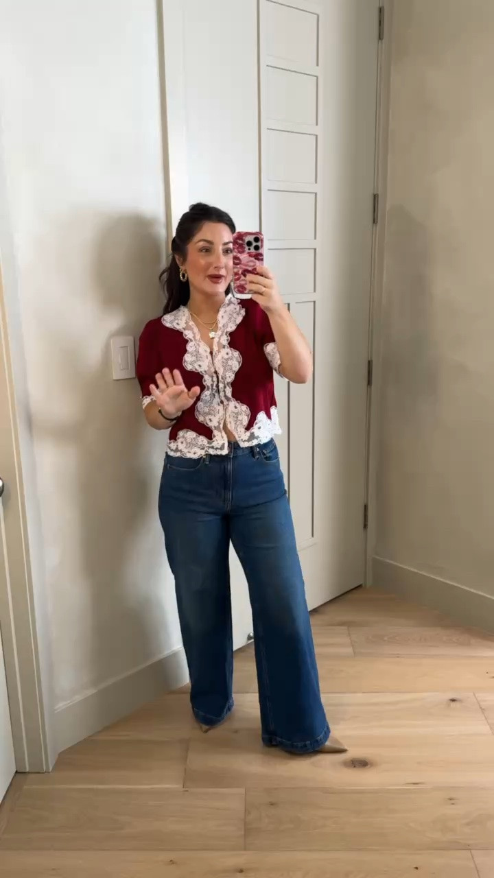 Such a pretty lace top!!

Top size small
Jeans size 27 petite 

5’0” 140lbs

#LTKootd #LTKgrwm #LTKPetite
