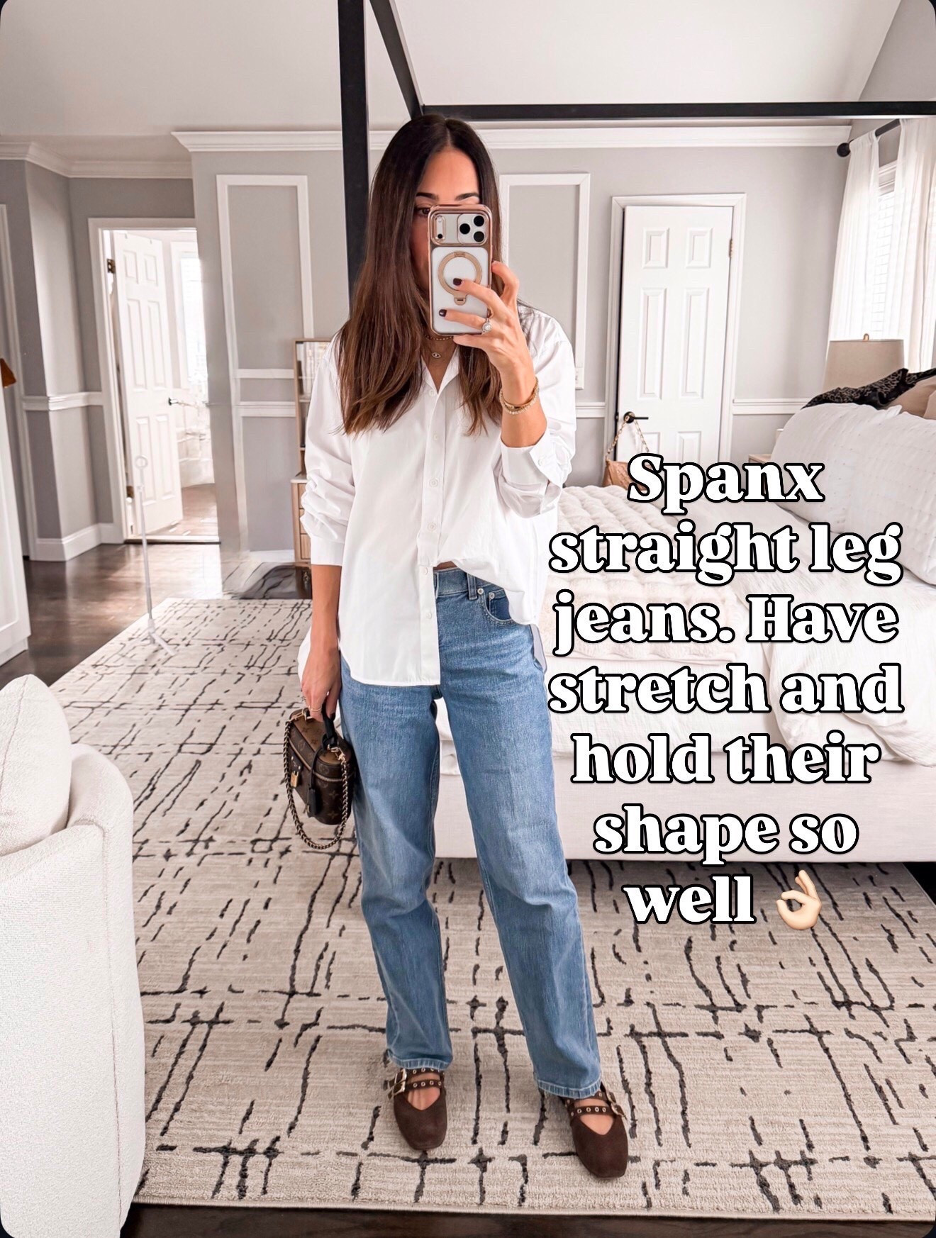 The straight leg I always reach for when I want to look a little more put together 🤍 

Follow my LTK @mrscasual on the @shop.LTK app to view this post and get my exclusive app-only content!

#LTKootd #LTKSeasonal #LTKOver40