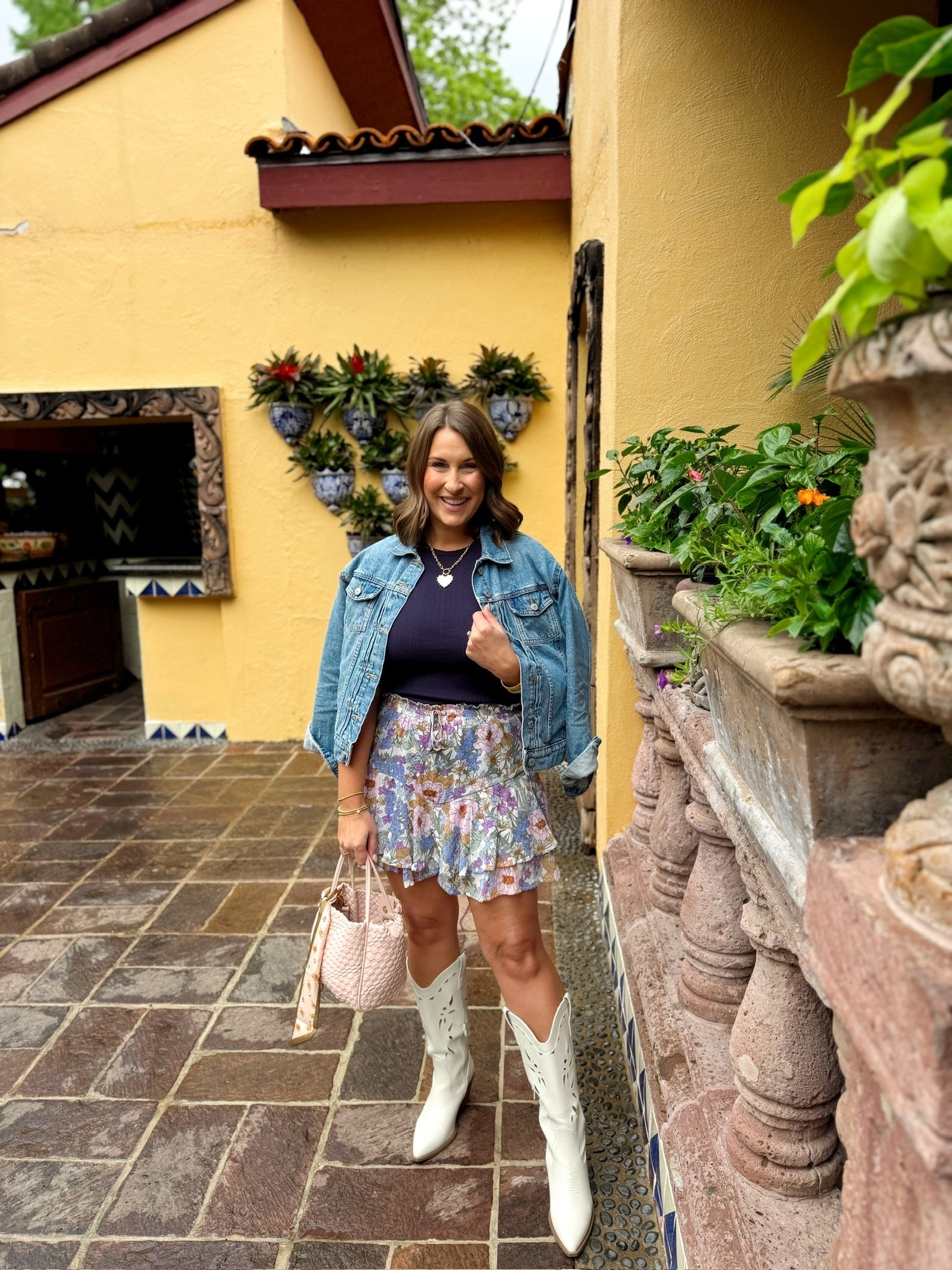 Country concert outfit idea with the cutest floral skirt + white boots 🤠💖

Western, country concert, Amazon, festival, rodeo, Amazon, @Target

#LTKSeasonal #LTKootd #LTKSaleAlert