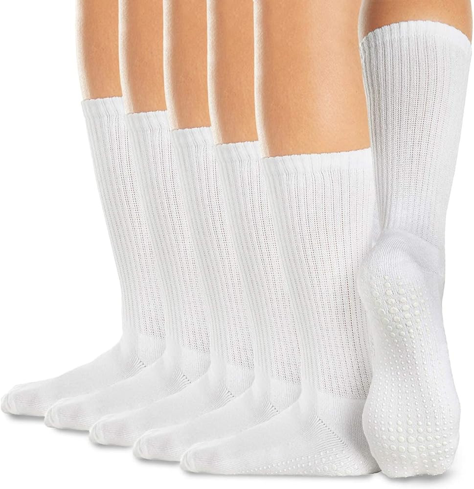 LA Active Grip Socks - Yoga Pilates Barre Non Slip - Ballet | Amazon (US)