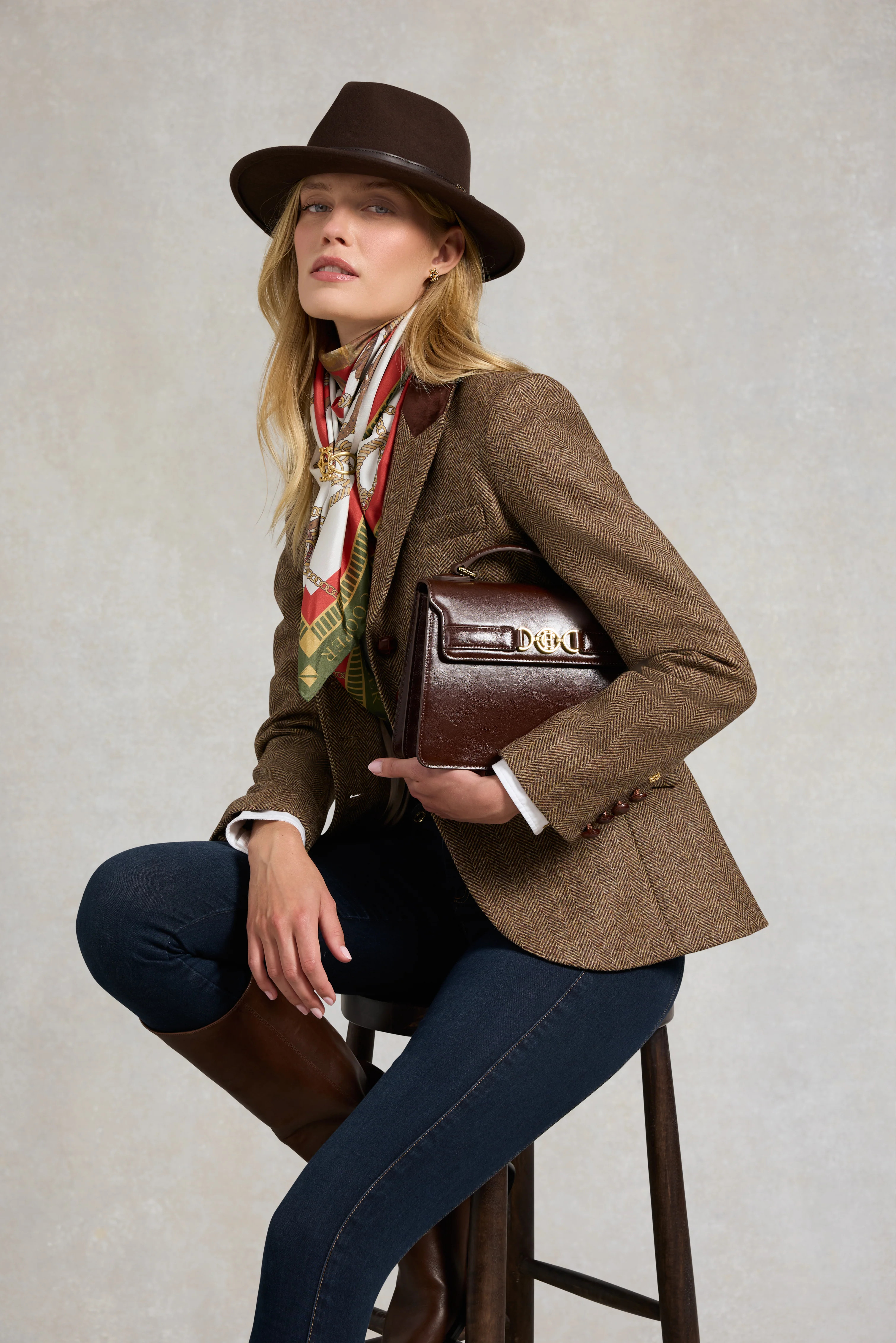 Hacking Jacket (Large Scale Brown Herringbone) | Holland Cooper