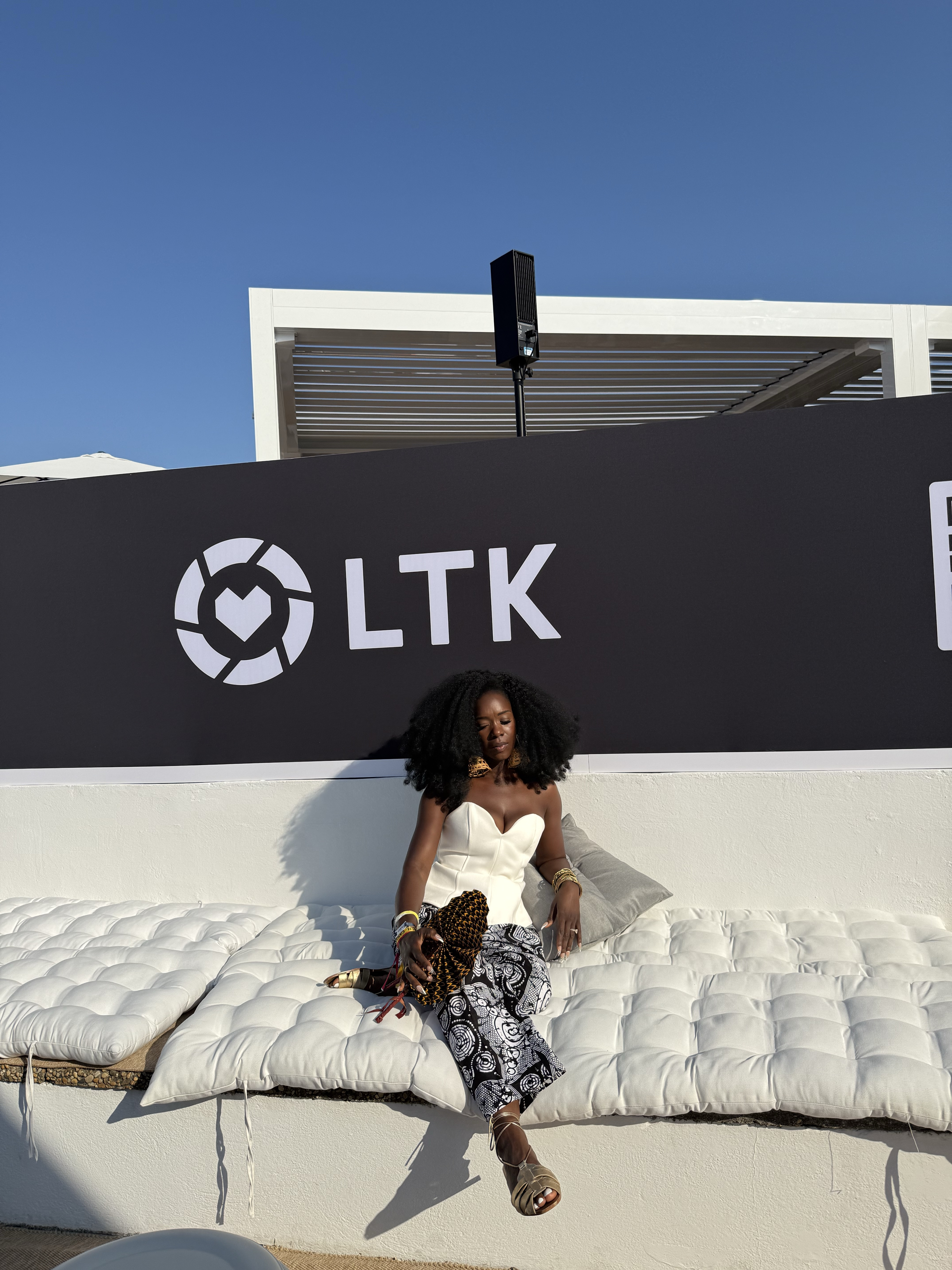 Catching this golden hour light and my breath. It’s been a week of magic, connections, and a whole lot of walking in cute shoes.
 

 

#LTKSeasonal #LTKTravel #LTKFamily