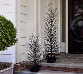 Twinkling Halloween Tree | Pottery Barn (US)