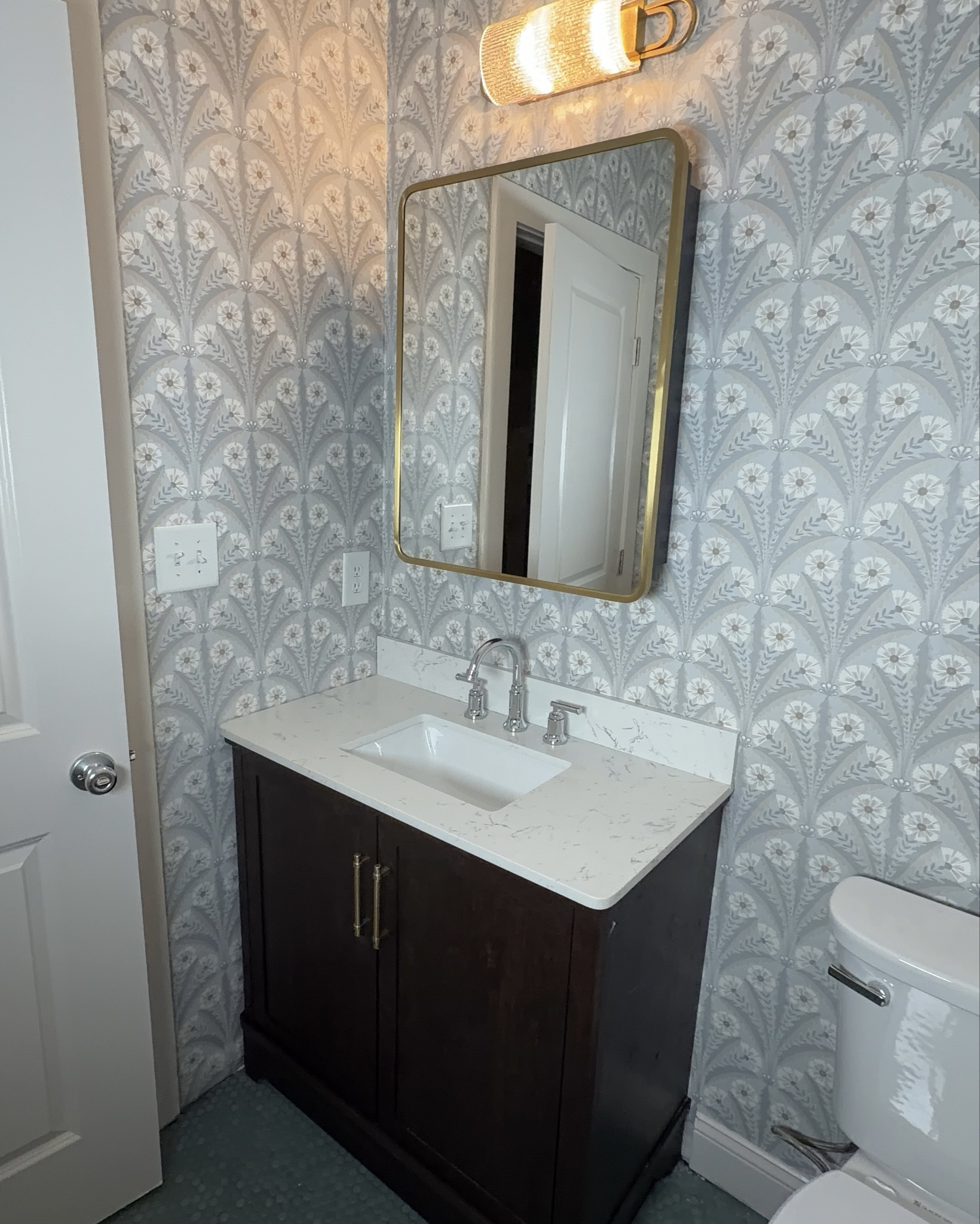 The Home Depot helped us make our new house into a home! Our guests are going to LOVE this bathroom!
Glacier Bay Products:
1. The Glacier Bay Oswell Double Handle Faucet
2. The Glacier Bay Rounded Corner Brushed Gold Medicine Cabinet
3. The Glacier Bay Power Flush toilet
4. The Glacier Bay Modern 1-Spray Dual Tub Shower Head
5. The Glacier Bay Eastwood Single Sink Vanity

#SmallProjectsBigImpact #GlacierBay #TheHomeDepot #Homerenovation #HomeReno #BathroomInspo #Bathroom

#LTKOver40 #LTKHome