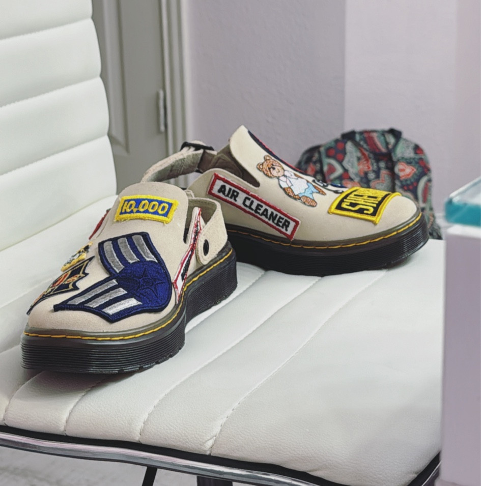 diy patch mule shoes dr martens

#LTKSeasonal #LTKstyletip #LTKshoecrush