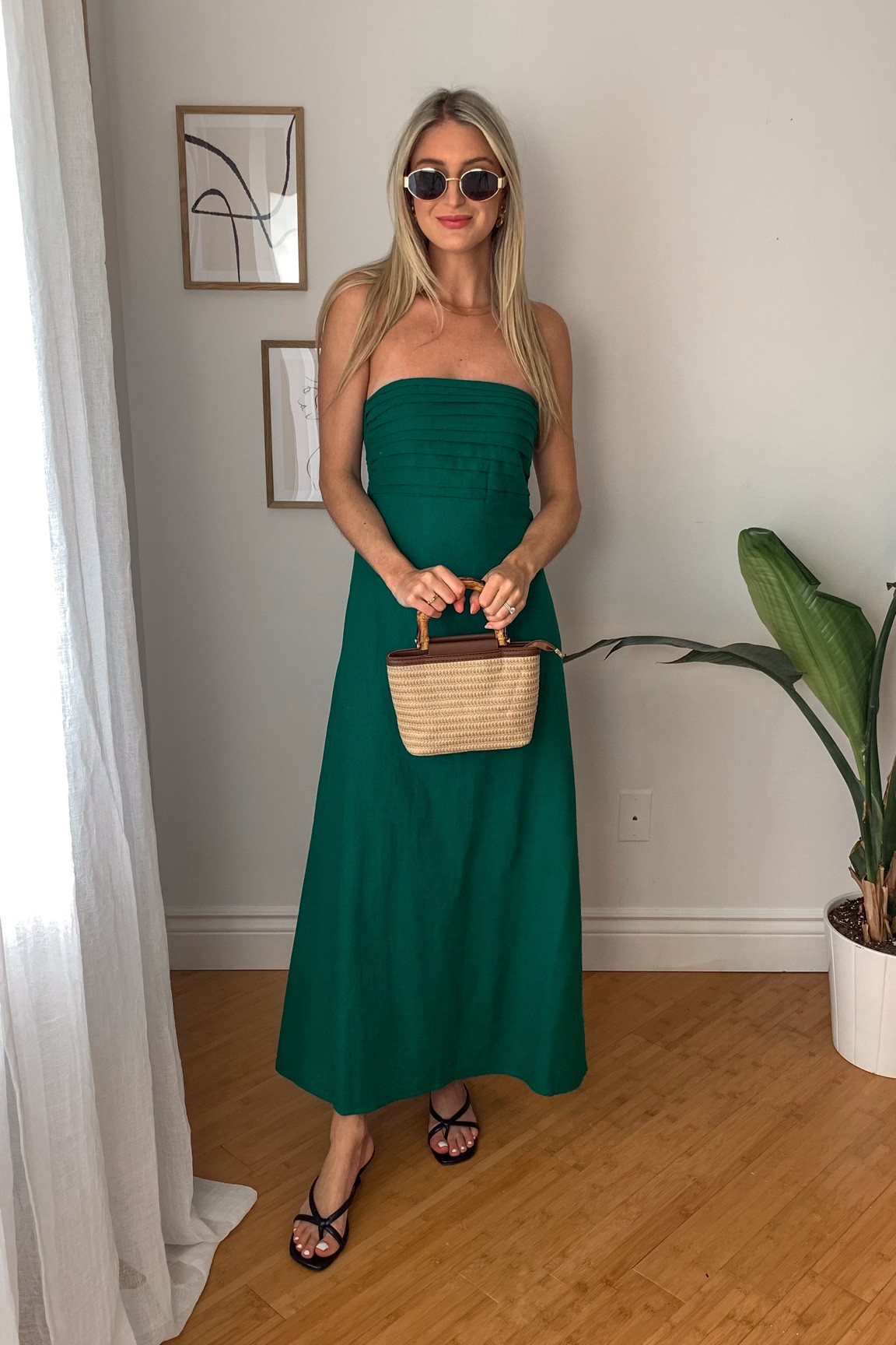 The perfect summer dress!  How stunning is this emerald green Color.  I love a good linen dress for summer!  It also makes the perfect holiday outfit or holiday dress 🤍 #summerdress #holidaydress 

Wearing a size small, the dress is TTS

#LTKFindsUnder100 #LTKStyleTip #LTKSeasonal