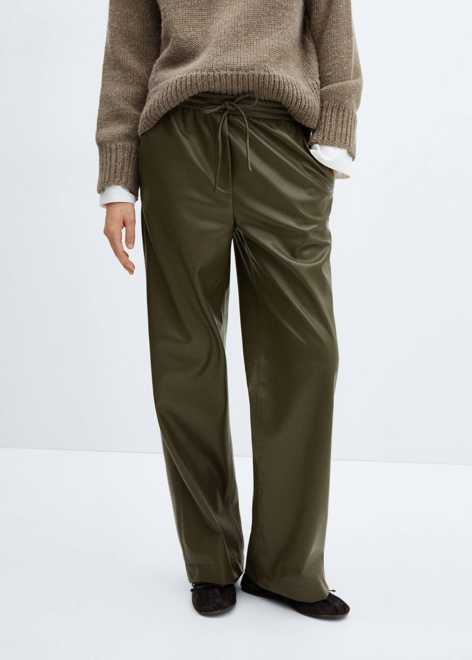 Search: leather effect trousers (13) | Mango United Kingdom | MANGO (UK)