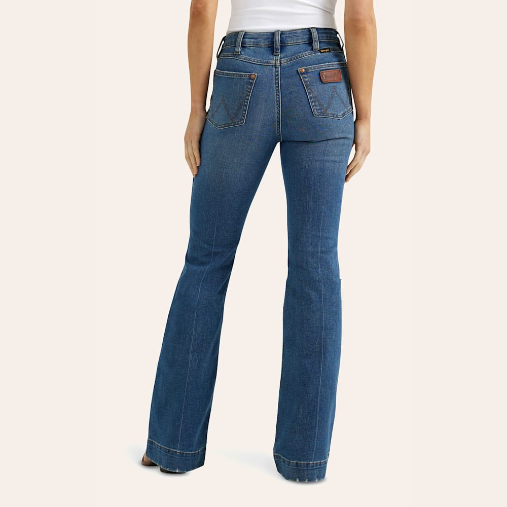 Wrangler Retro Women's Medium Wash High Rise Trouser Leg Premium Jeans | Cavender's