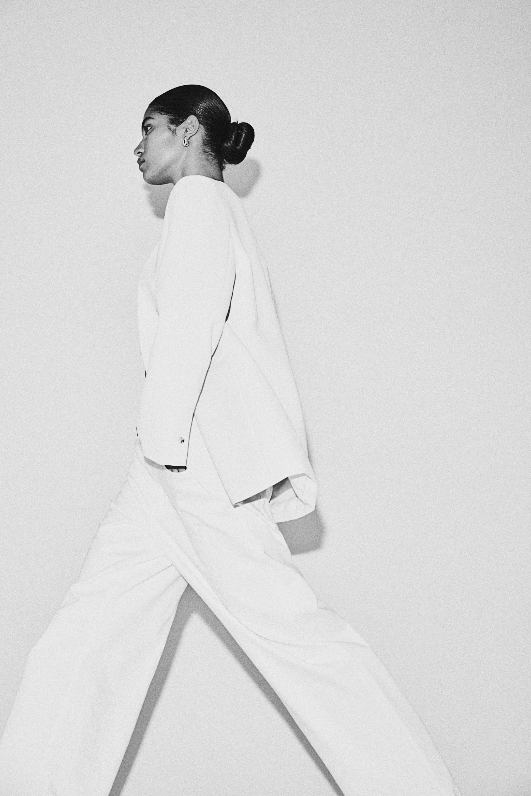 Collarless blazer | H&M (UK, MY, IN, SG, PH, TW, HK)