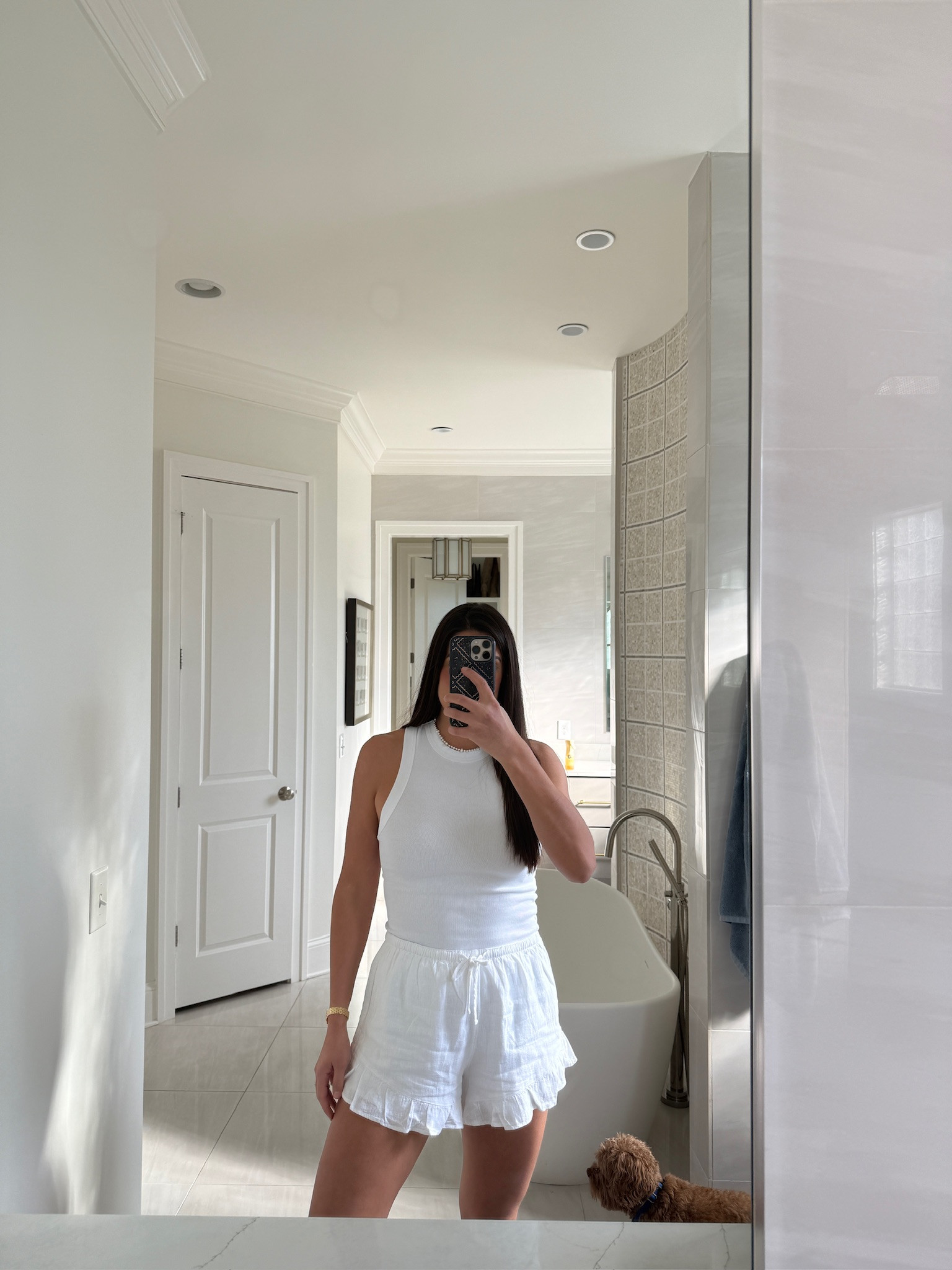 These linen shorts are adoraaable! Could be perfect for the beach too!!

Abercrombie, a&f, Shopbop, vitamin a, tank, linen outfit, linen shorts outfit, beach outfit, vacay outfit, Grace white

#LTKootd #LTKTravel #LTKmomlife