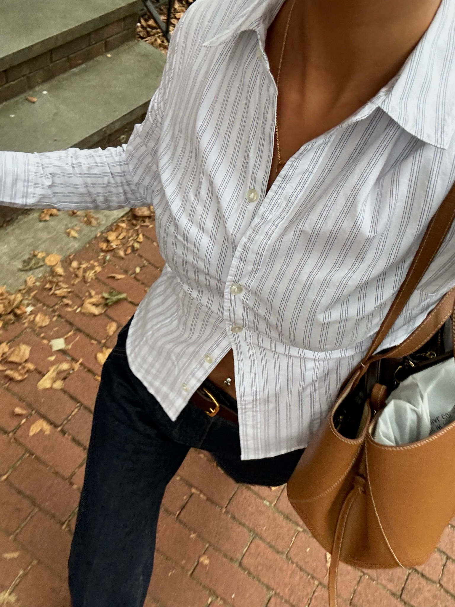This button up is the perfect fall outfit with these dark jeans 

Fall outfit
Fall style
Fall fashion 
Denim 


#LTKStyleTip #LTKHoliday #LTKSeasonal