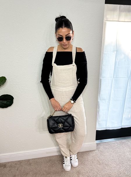 Classy, casual vibes. 

Sofia Richie outfit vibes

Fall style, fall outfit, transitional clothing, staple items, closet staple 

#LTKfindsunder50 #LTKstyletip #LTKSeasonal