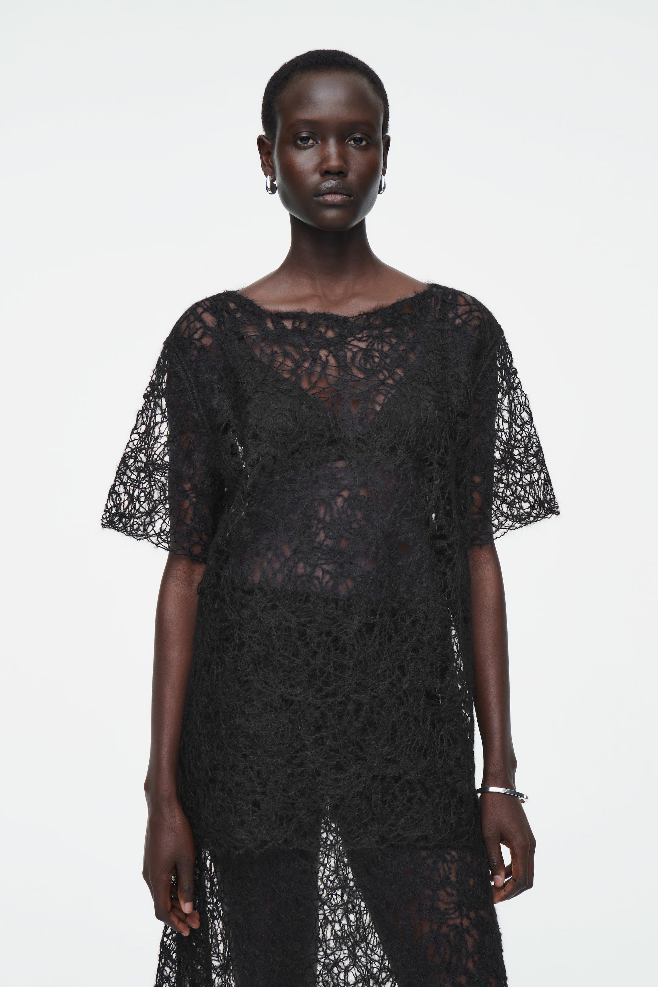 SHEER EMBROIDERED MOHAIR T-SHIRT - BLACK | COS | COS (AU)