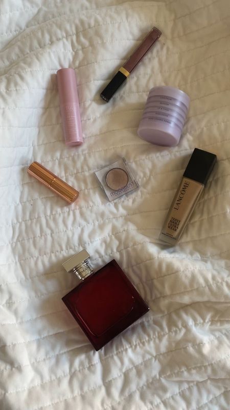 Makeup is life 🤍 I’m over the moon with these latest beauty products mostly available in Sephora that make my skin feel natural with a touch of sparkle ✨ Click on the products below to shop them and make your skin glow! 

#LTKbeauty #LTKMostLoved #LTKfindsunder100