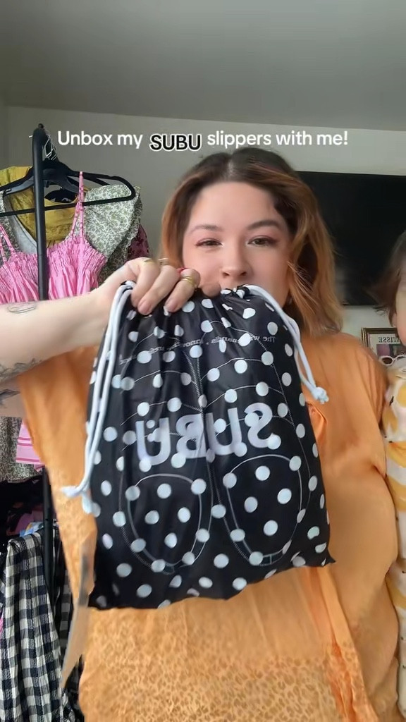 SUBU polka dot slippers 