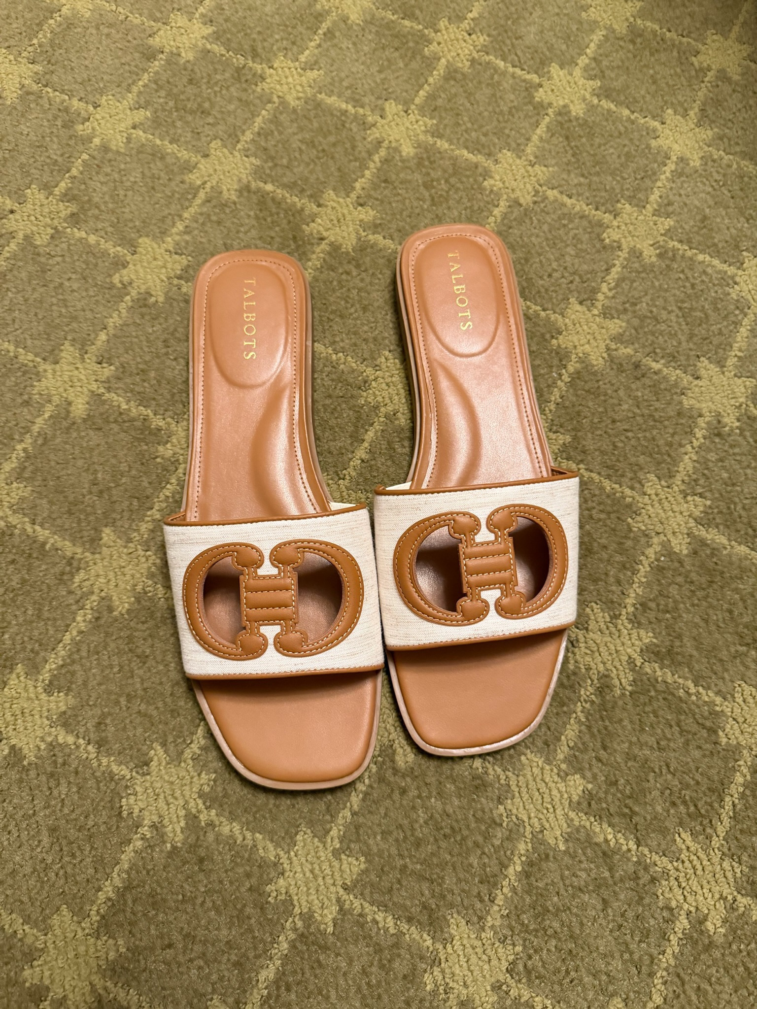 These are the shoes I’ve been wearing the most lately. They’re comfortable, easy to style with so many outfits, and work for errands, dinner plans, and everything in between. Such a good summer staple that gets plenty of wear.

#LTKdayinmylife #LTKgrwm #LTKootd