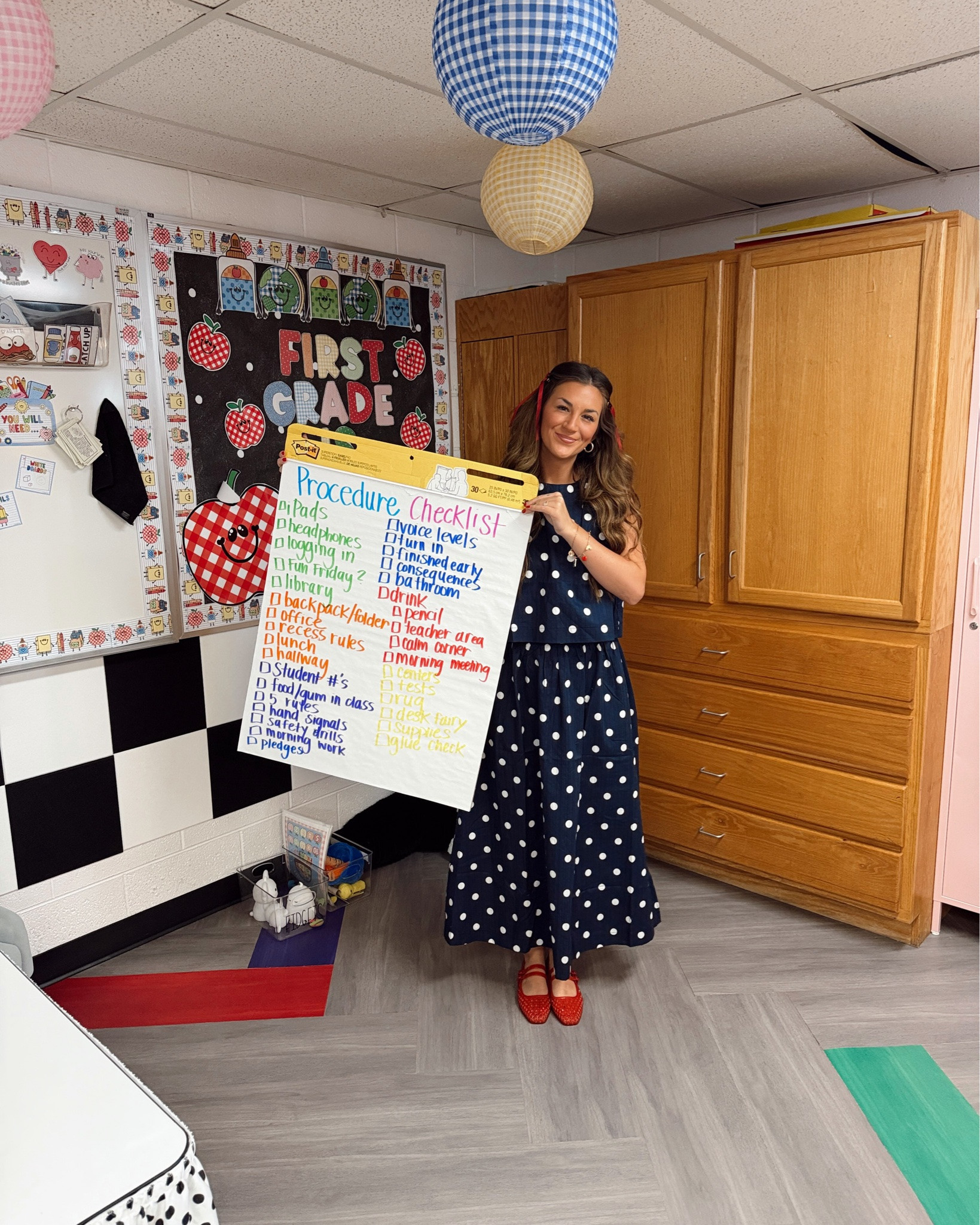 CLASSROOM PROCEDURE CHECKLIST ✏️✨🌈🍎📚👩🏽‍🏫