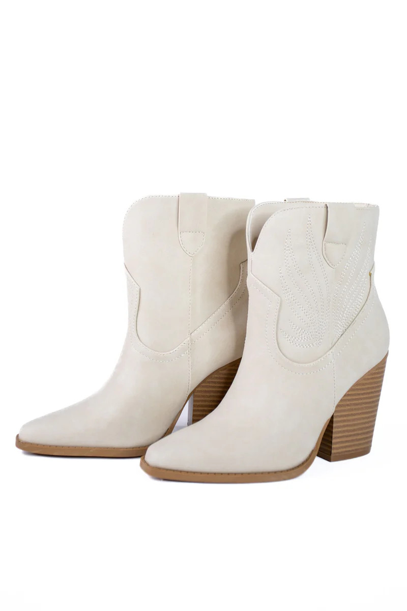 Avery Booties- Cream | Avara