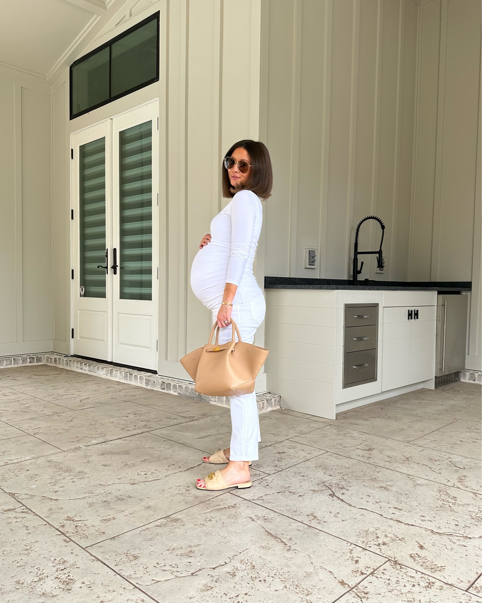 abercrombie maternity long sleeve top (tts, xs)
abercrombie maternity jeans (wore my true abercrombie size 25 short for most of my pregnancy now wearing a 26 short and may also order a 27 short because my 34 belly is sitting so low)

#LTKStyleTip #LTKFindsUnder100 #LTKBump