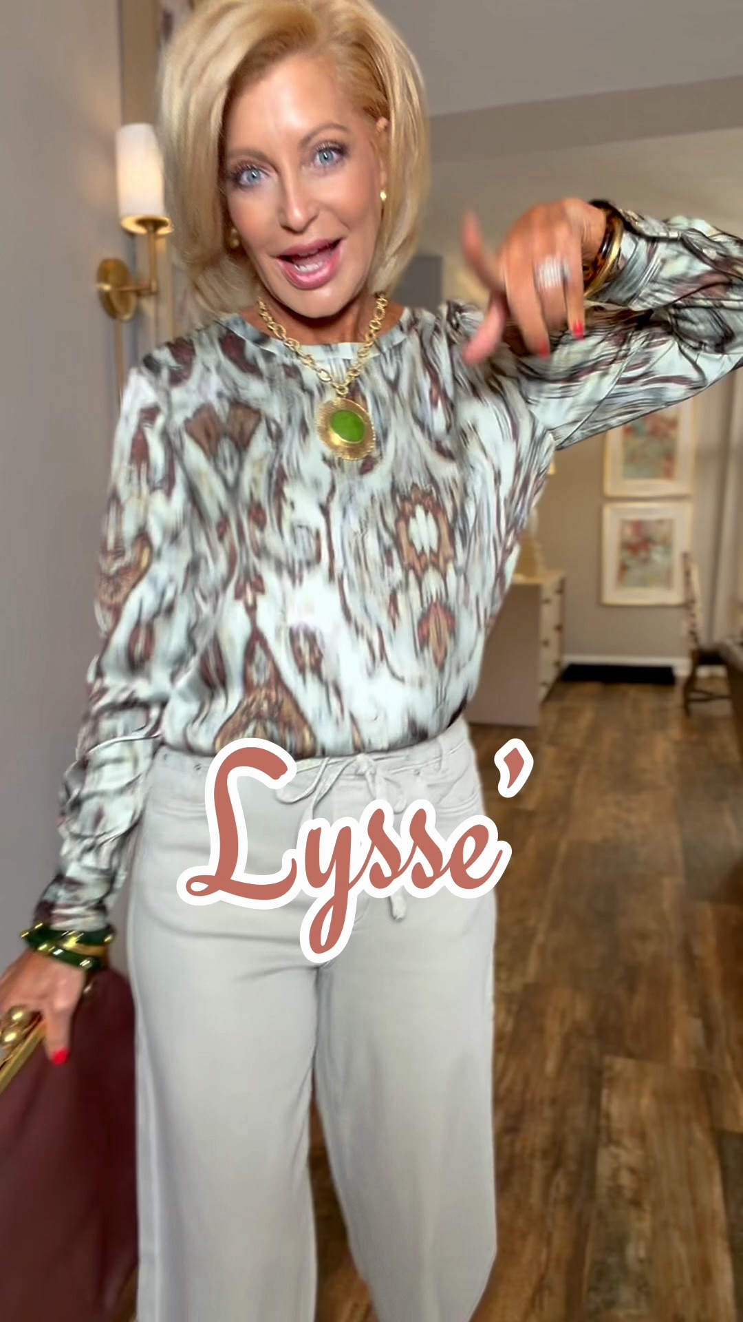 ❌Links are below video just click on to shop❌ This collection is GORGEOUS!!!
Sizes I’m wearing 
Tops/jacket med 
Pants/small

#LTKootd #LTKOver40 #LTKvlog