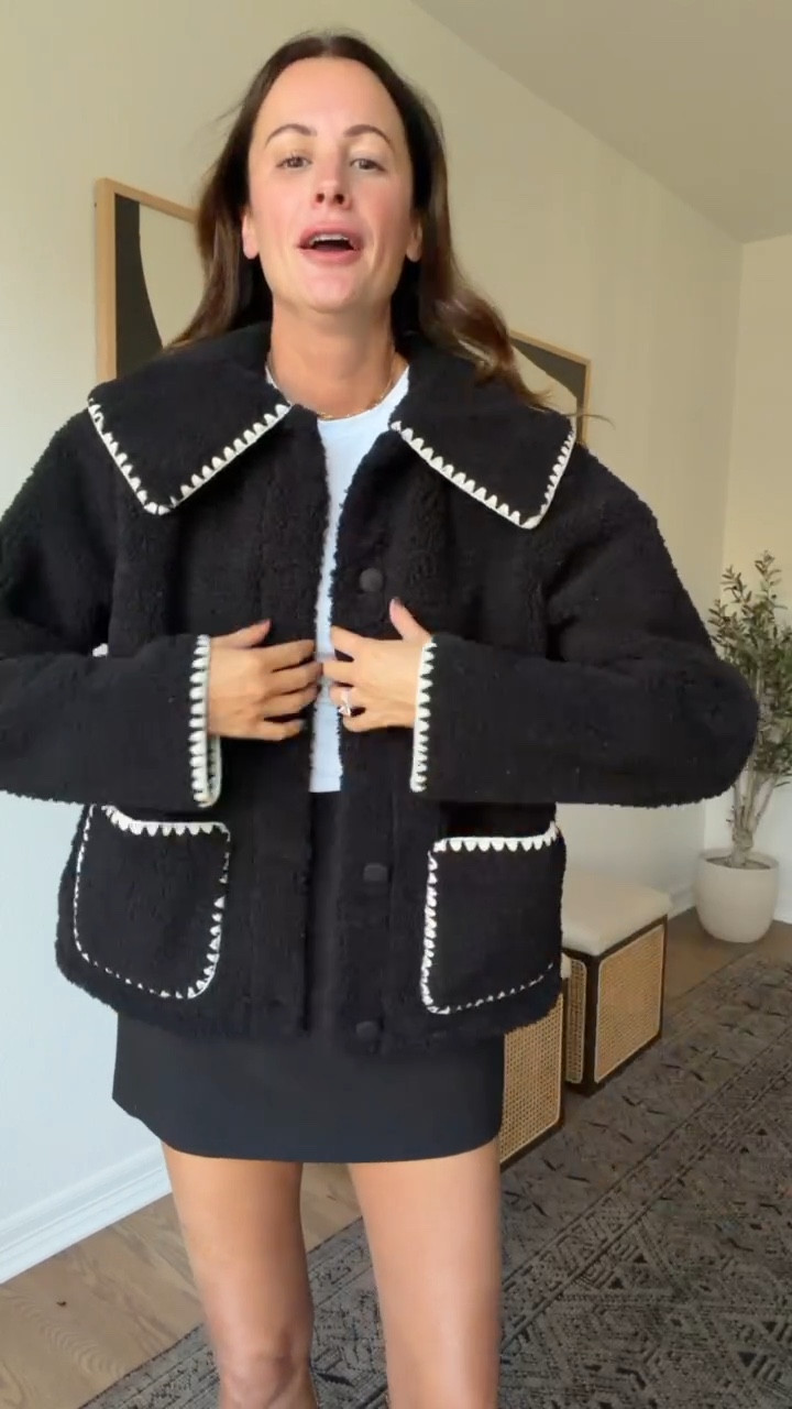 30% off today with code: CHILLY 
this is the cutest Sherpa jacket!!!

#LTKSaleAlert #LTKFindsUnder100 #LTKStyleTip