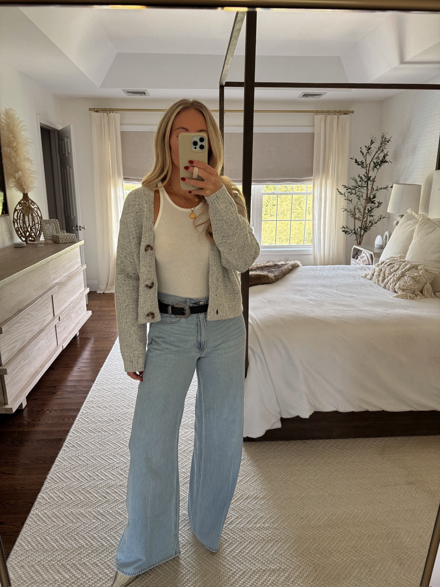 My Target Haul 🍂 fall fashion is in full force. Love all these styles for an effortless look!

My jeans are Abercrombie. Use code AFKATHLEEN for 20% off Abercrombie’s entire site!

Target find, target style, target clothes, target sweater, September style, fall style, affordable fashion, fall outfit, Thanksgiving outfit 


#LTKSeasonal #LTKStyleTip #LTKFindsUnder50