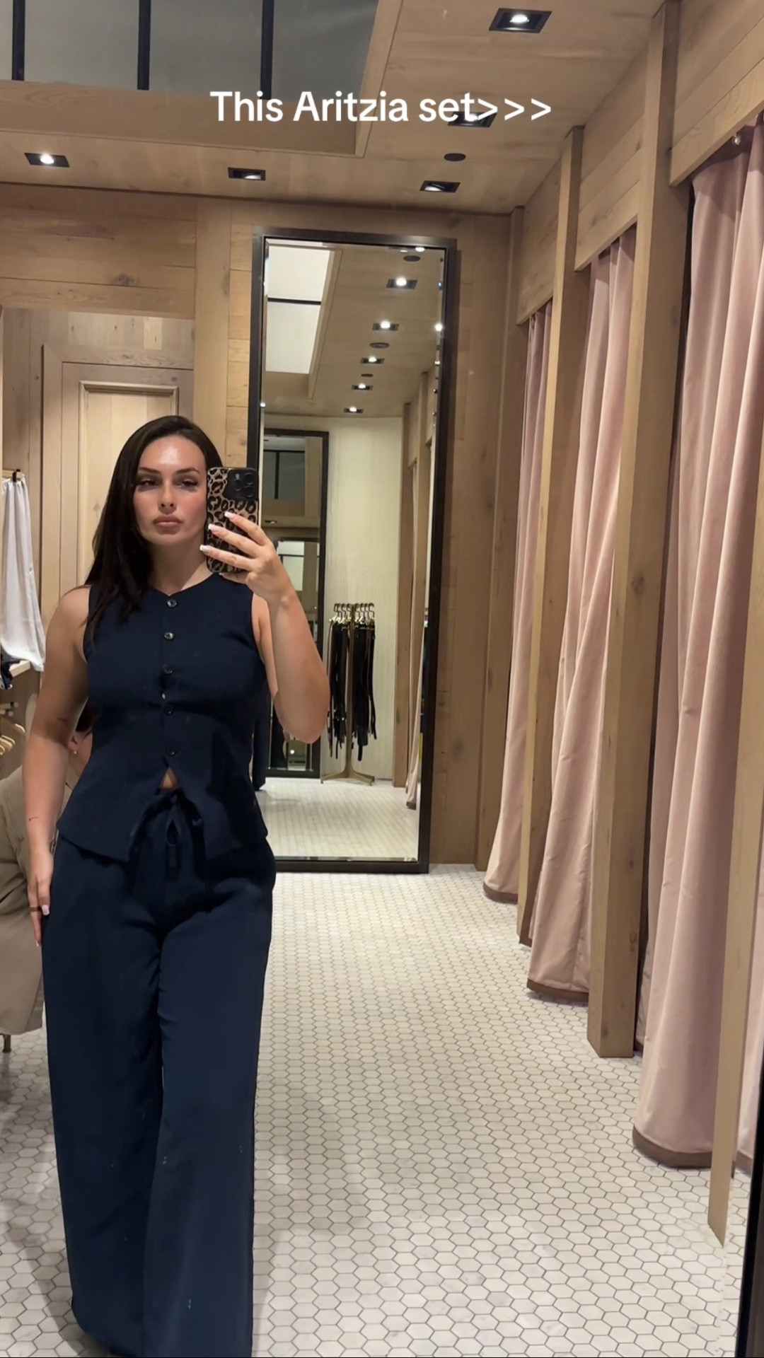 My favorite corporate set💙

#springstyle #aritzia #style #outfitoftheday #aritziaoutfit #tryon #aritziahaul #outfitinspo #styleinspo #outfit #aritziatryon #outfitideas #aritziastyle #casualoutfit #LTKstyletip #LTKfitness #LTKsummer