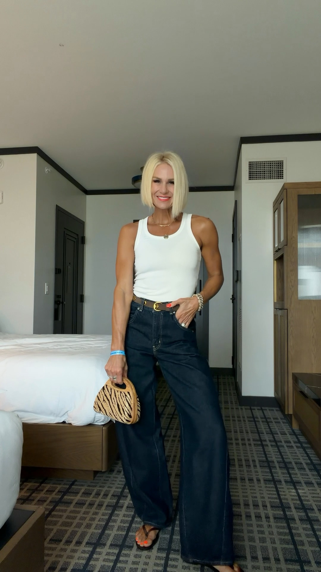 @levi 40% off sale! 
If you love this dark wash — I found them on sale in the Ribcage style. 
I linked this EXACT pair at a different retailer, but still on sale.  Be sure to size down.

#LTKmomlife #LTKOver40 #LTKSaleAlert