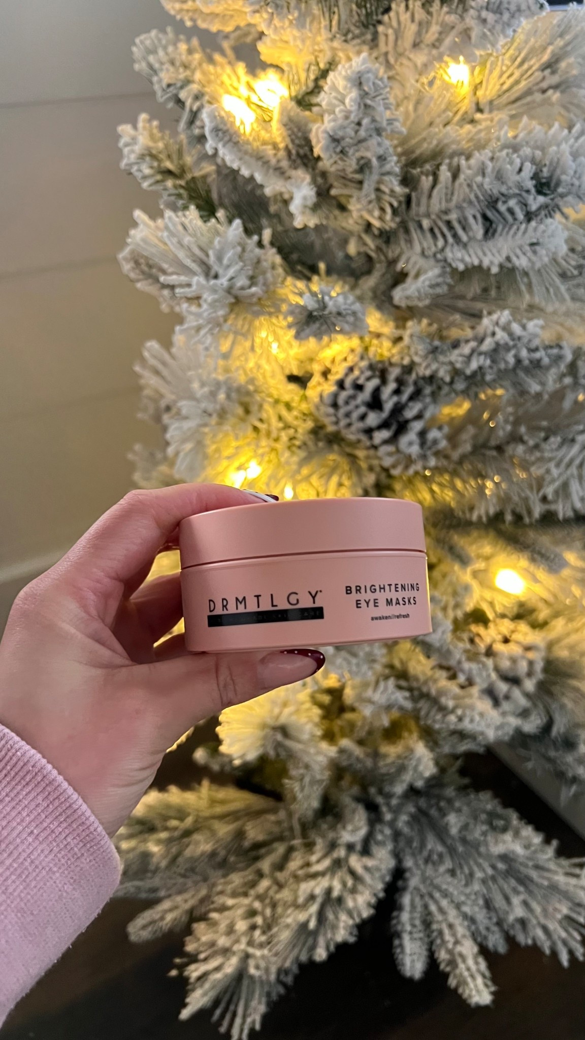 The brightening eye pads I can’t live without! 

#LTKBeauty #LTKselfcare