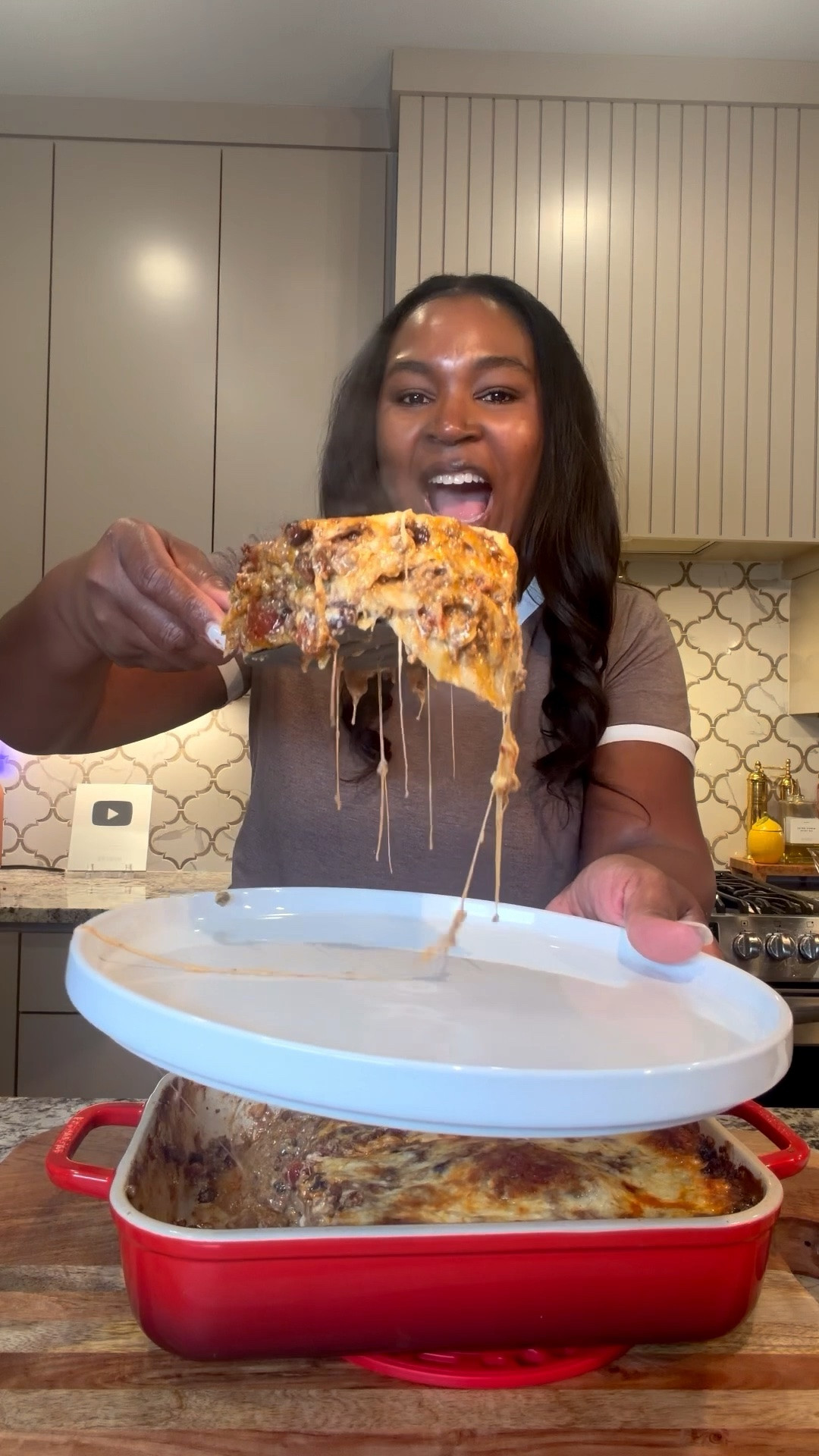 Taco lasagna that taste like the best Mexican pizza! ￼

#LTKfoodie