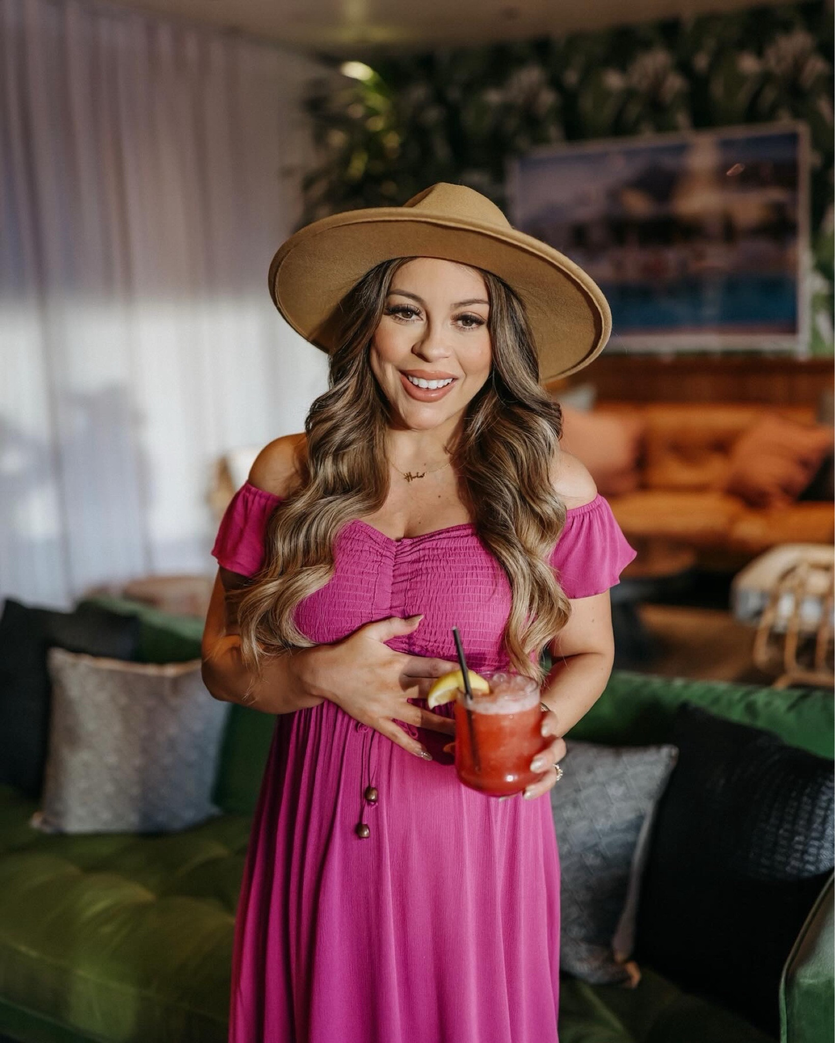 The cutest off the shoulder bump friendly dress. Wearing size small

Maternity dress
Bump friendly dress
Baby shower dress
Spring dress
Vacation dress

#LTKSeasonal #LTKbump #LTKsalealert