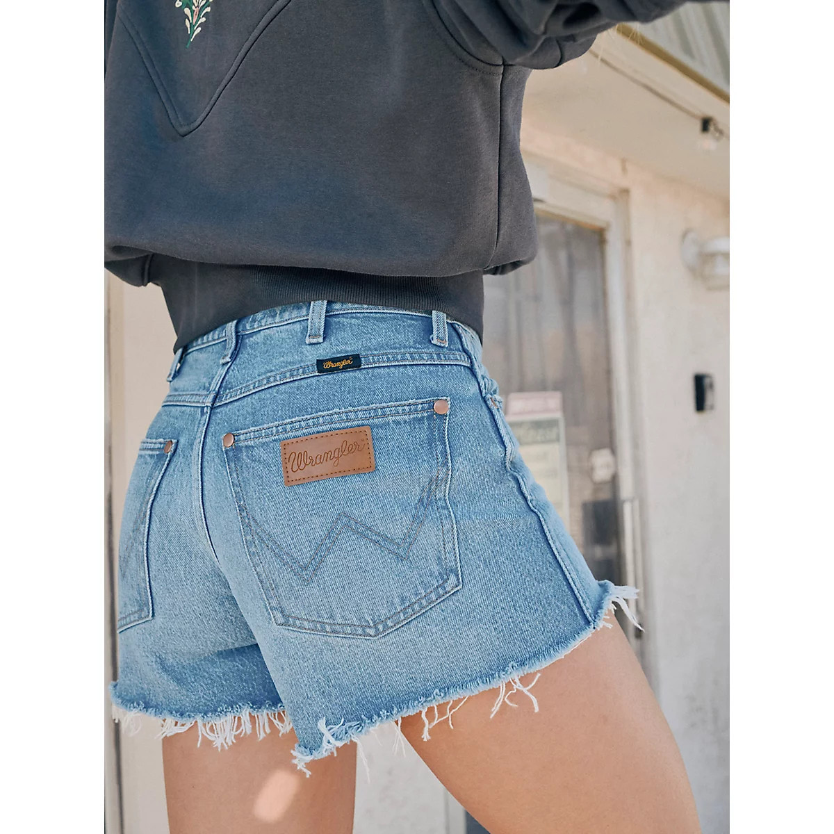 Women's Wrangler® Cowboy Short in Riyah | Wrangler
