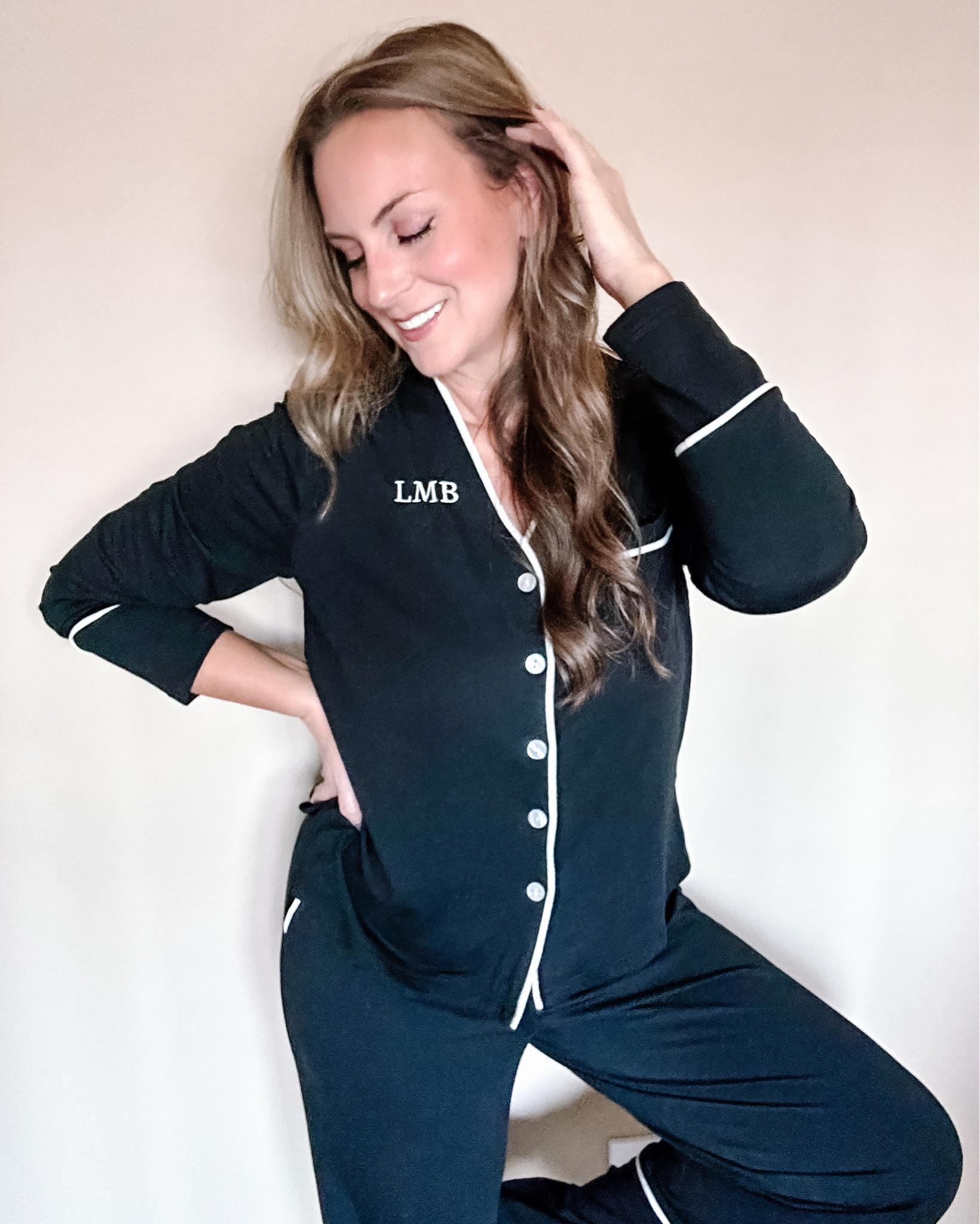 Add a personalized touch to your gifts this year with monogramming from Summersalt! These pajamas are so soft and breathable and they are currently 30% off. You can use my code LORIJS10 for an additional $10 toward your order! 

#LTKGiftGuide #LTKCyberWeek #LTKmidsize