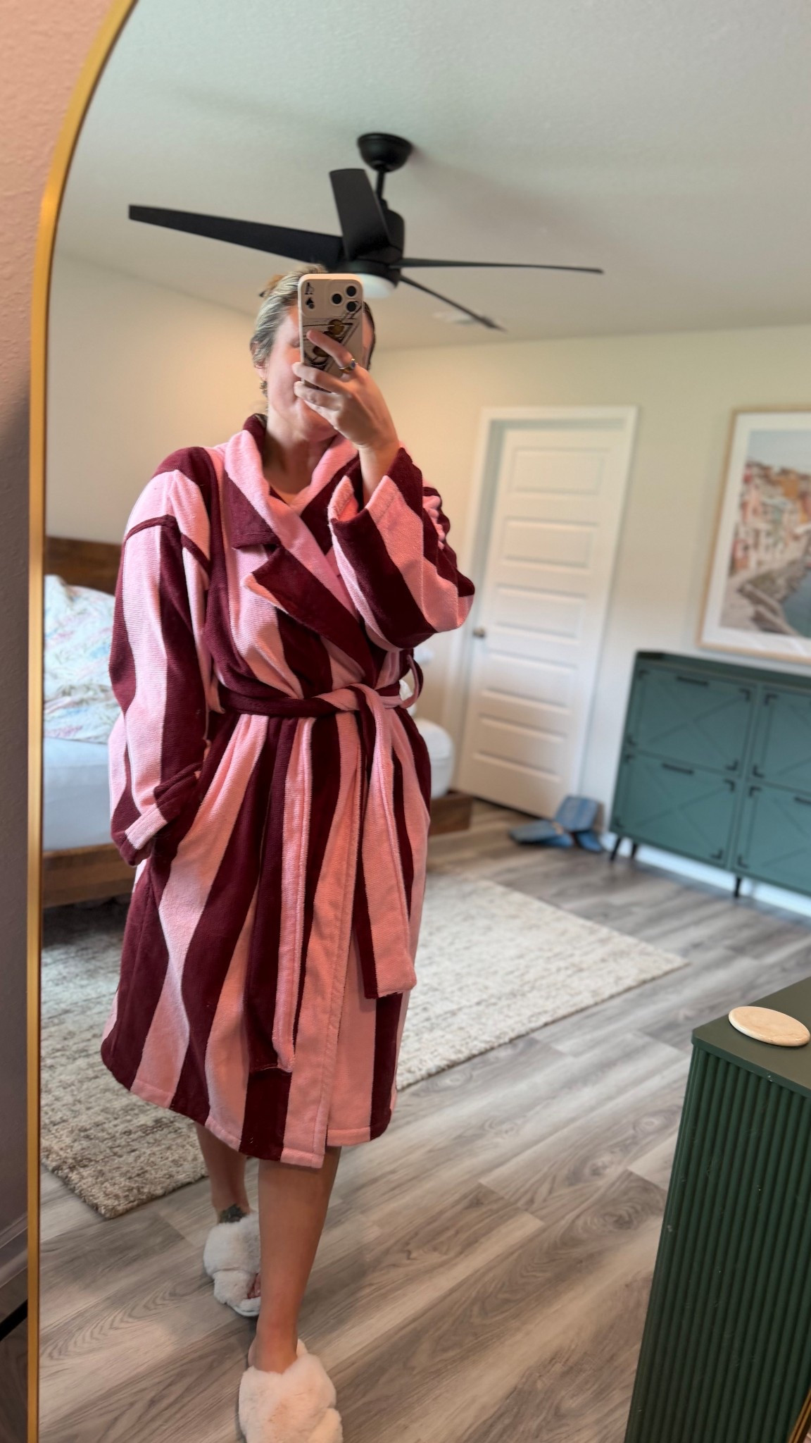 Posting my robe finally. The exact one isn’t available but so cozy. Terry cloth. 

#LTKSpringSale #LTKootd #LTKMidsize