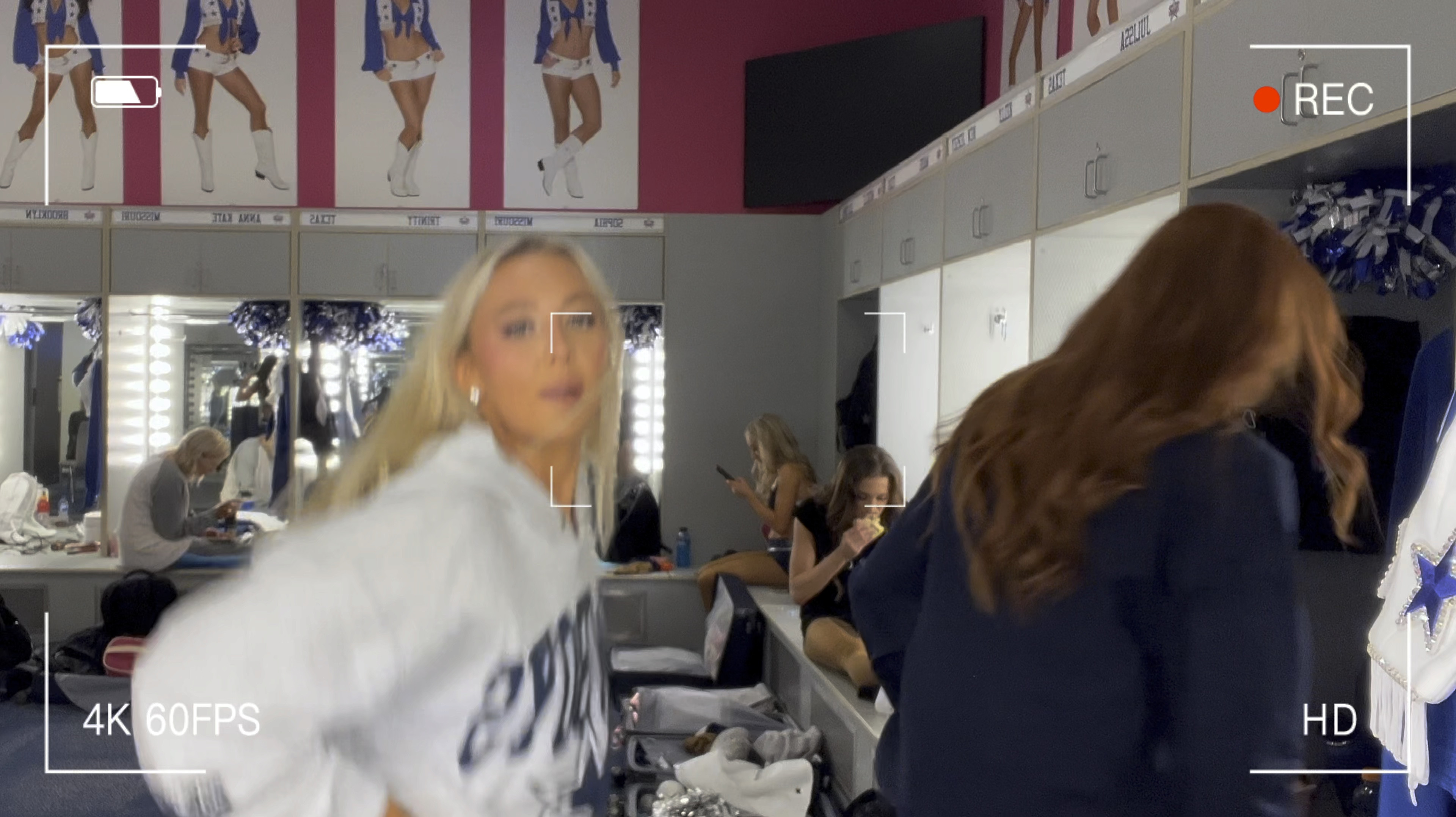 The most comfortable sweat set that I choose to spend my time getting ready for a game in☁️💤 

#LTKSaleAlert #LTKFitness #LTKActive