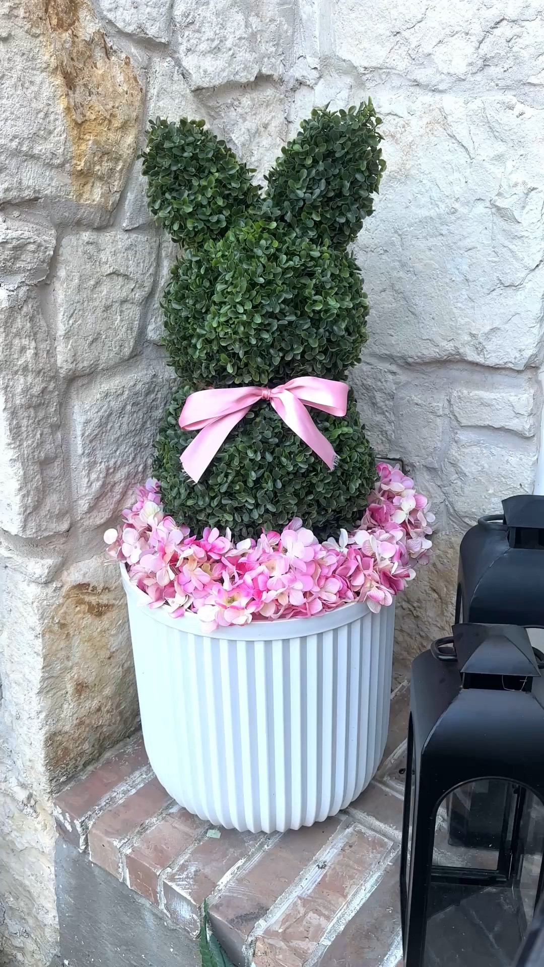 Spring porch perk up! 
.


#LTKSeasonal #LTKHome