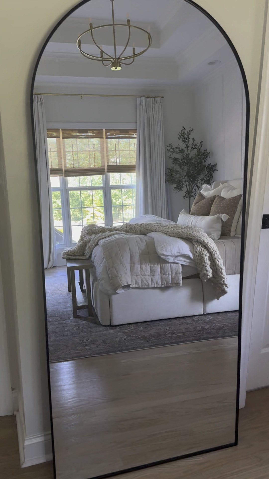 The BEST priced mirror at this size! Arched top with a modern sleek look. 

Link here for you all along with other items here.  

My outfit is also from Amazon and one of my fave lounge sets! I’m 5’7 and wearing a M.



#LTKMidsize #LTKSaleAlert #LTKHome