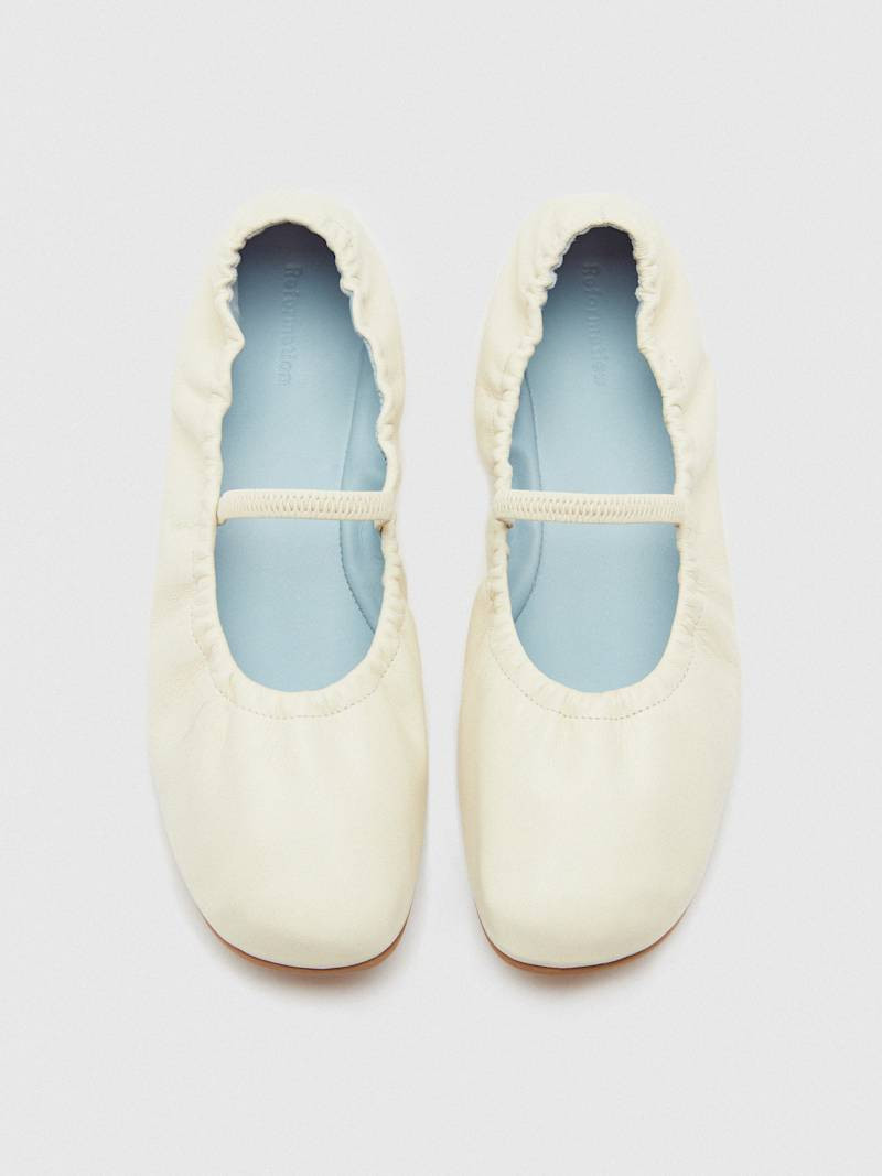 Buffy Ruched Ballet Flat | Reformation (Global)