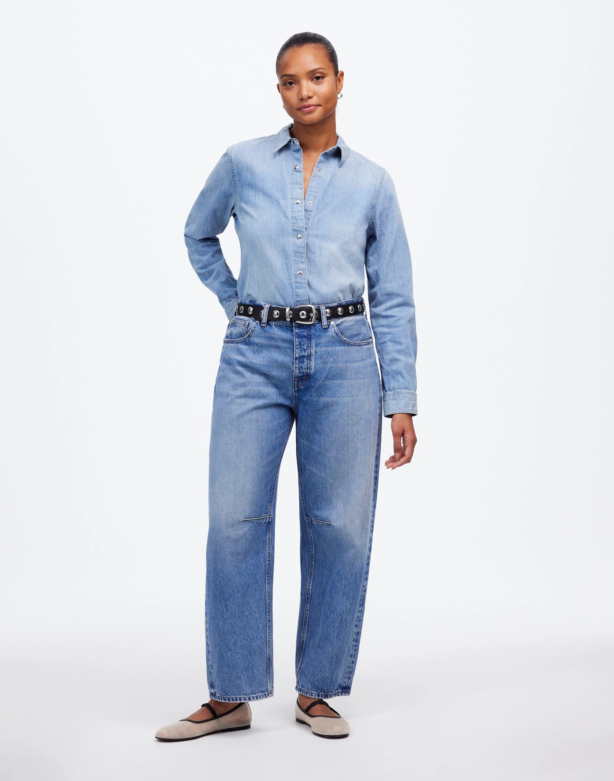 The Petite Curvy Darted Barrel-Leg Jean in Dobbins Wash | Madewell