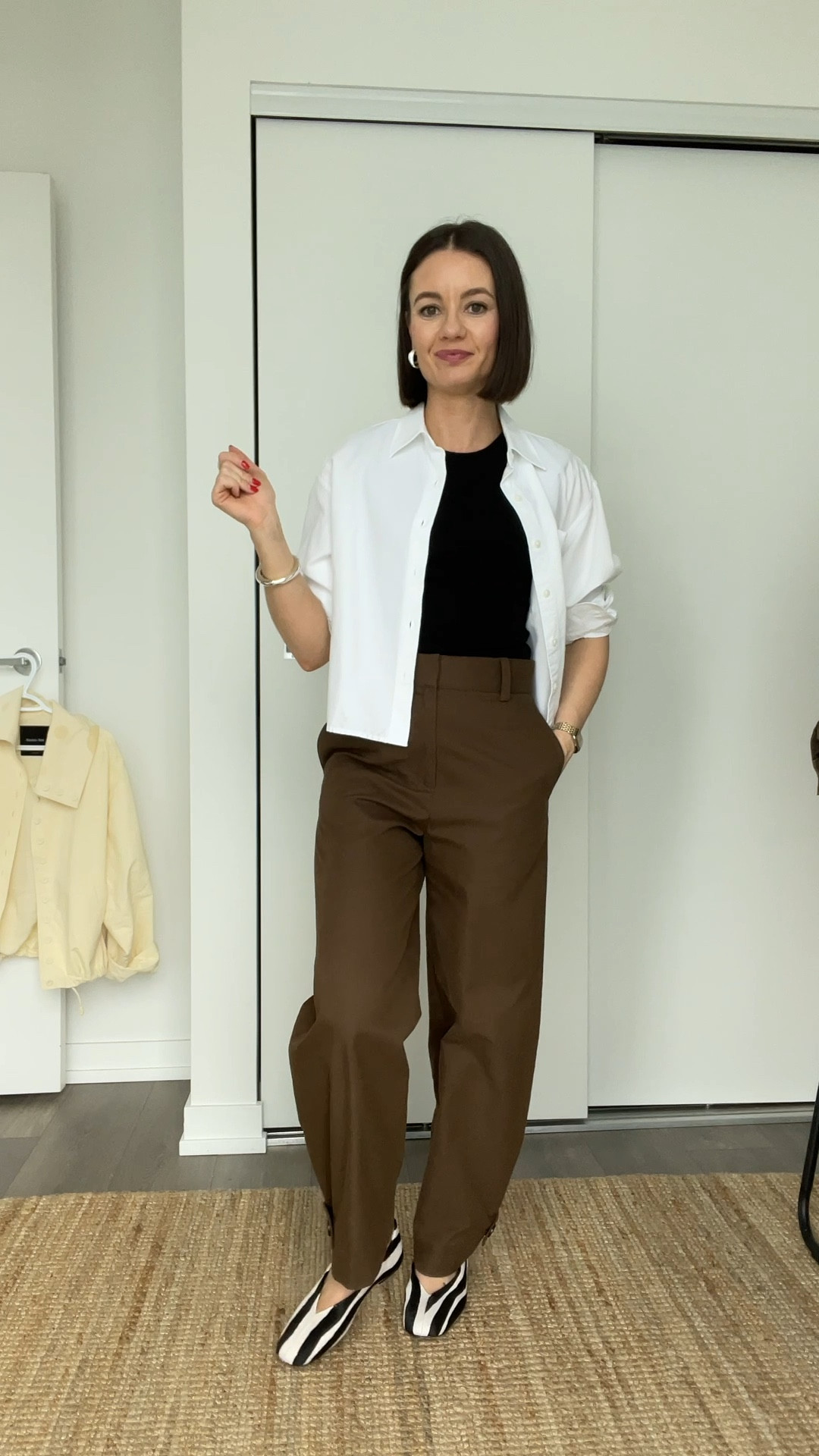 Pants in size 2, cropped shirt in XS, black tank in S

#LTKSeasonal #LTKstorytime #LTKootd